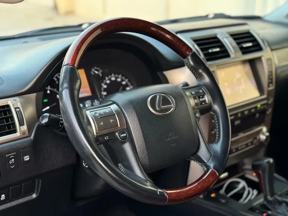 2014 Lexus GX 460 thumbnail 4