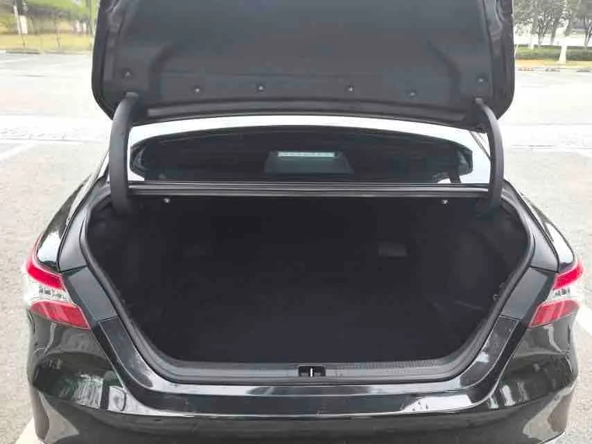 2023 Toyota Camry thumbnail 3