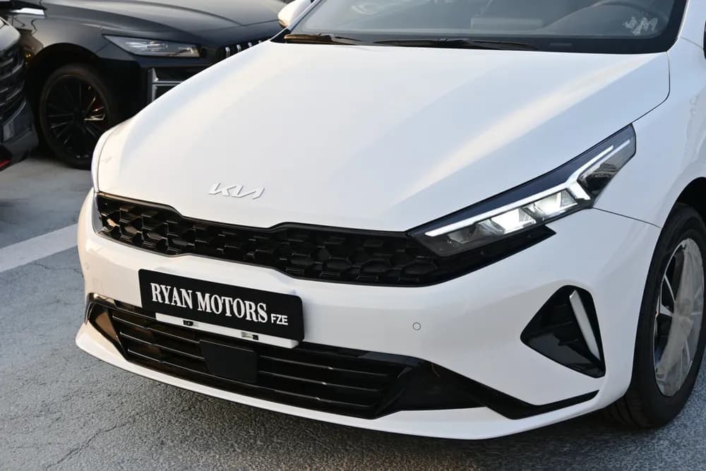 2025 Kia K3 thumbnail 2