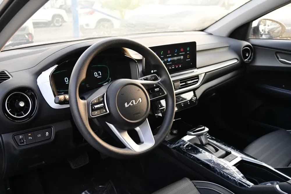 2025 Kia K3 thumbnail 8
