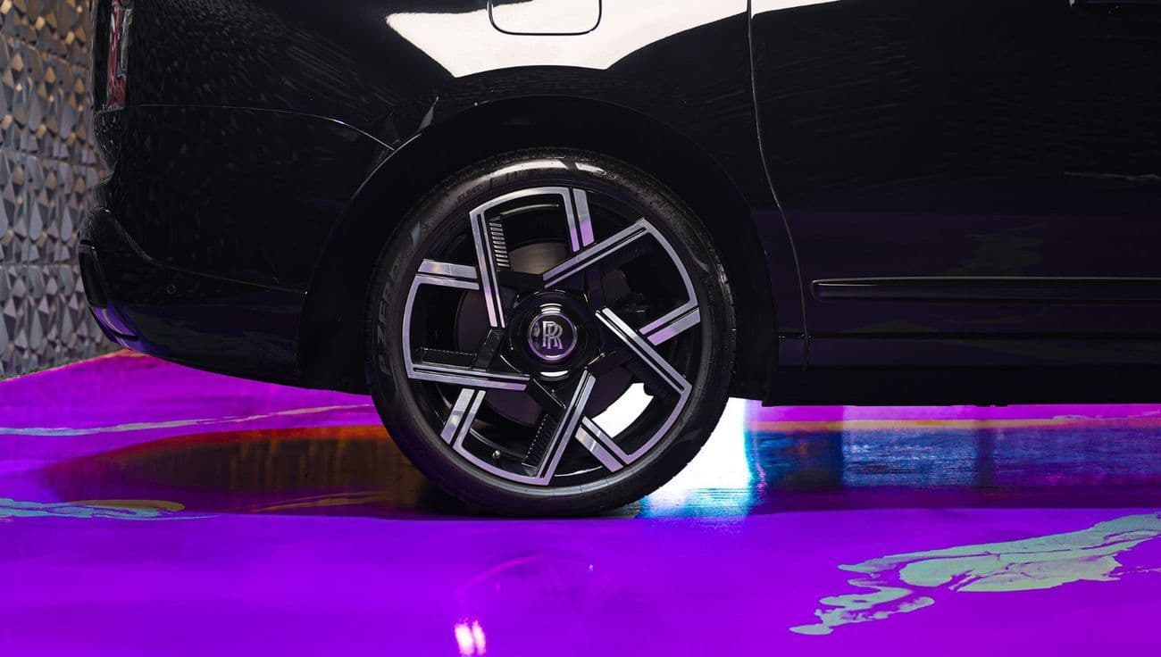 2024 Rolls Royce Cullinan BLACK BADGE thumbnail 5
