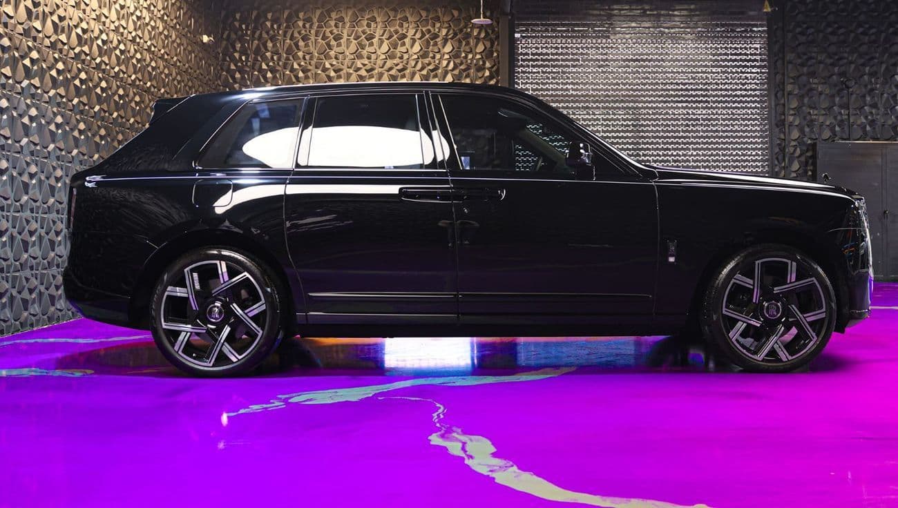 2024 Rolls Royce Cullinan BLACK BADGE thumbnail 4