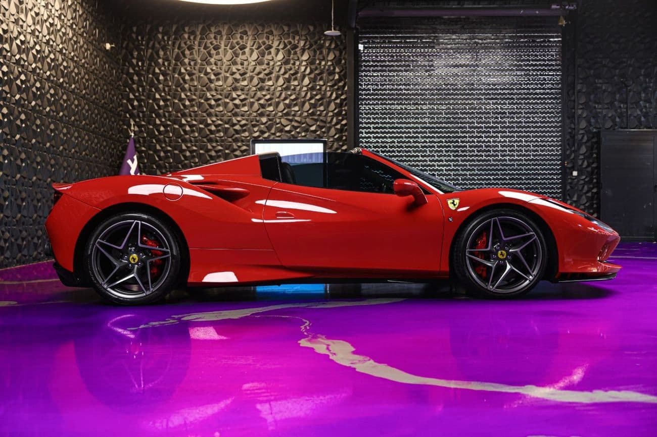 2023 Ferrari F8 Spider STANDARD thumbnail 4