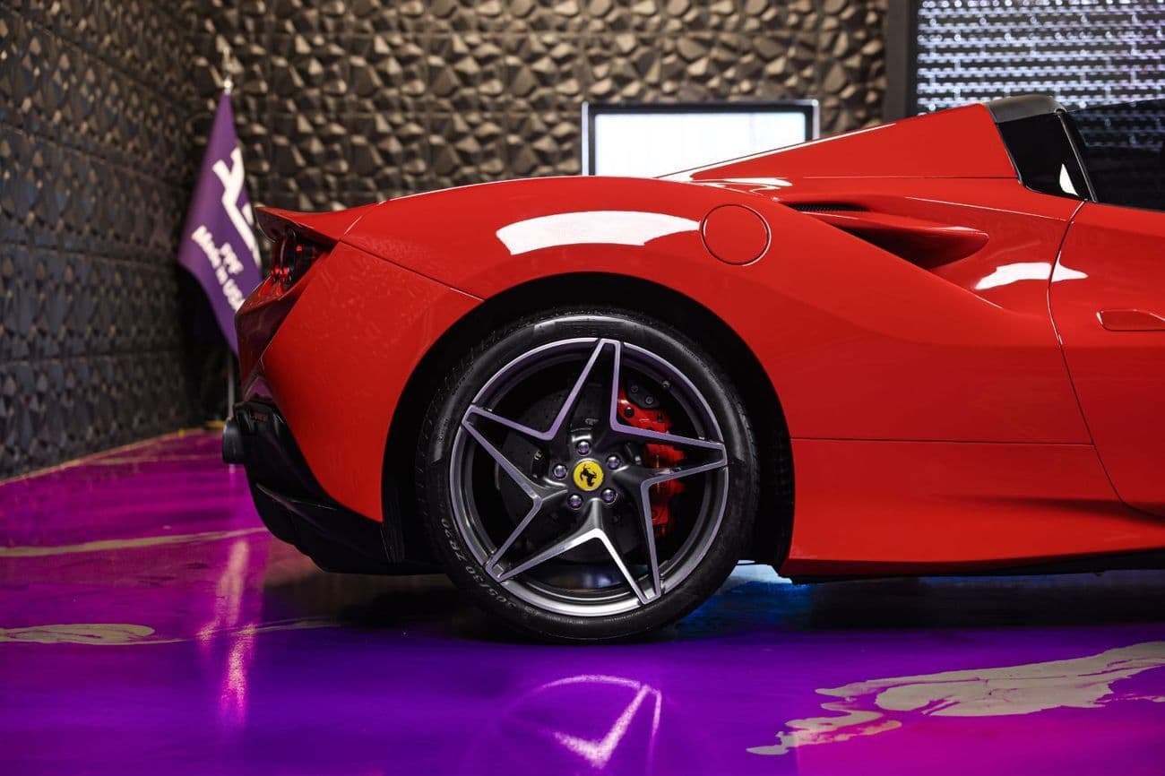 2023 Ferrari F8 Spider STANDARD thumbnail 8