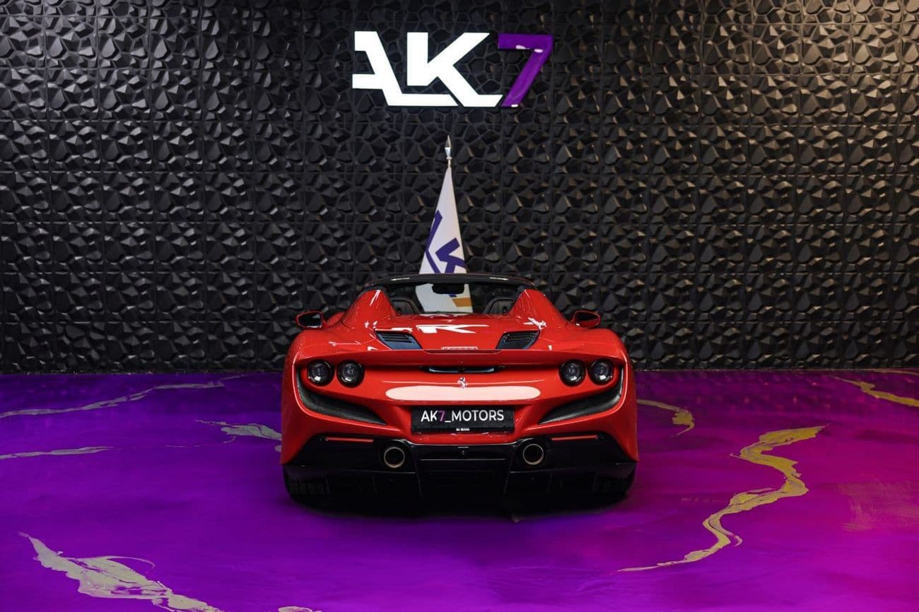 2023 Ferrari F8 Spider STANDARD thumbnail 3