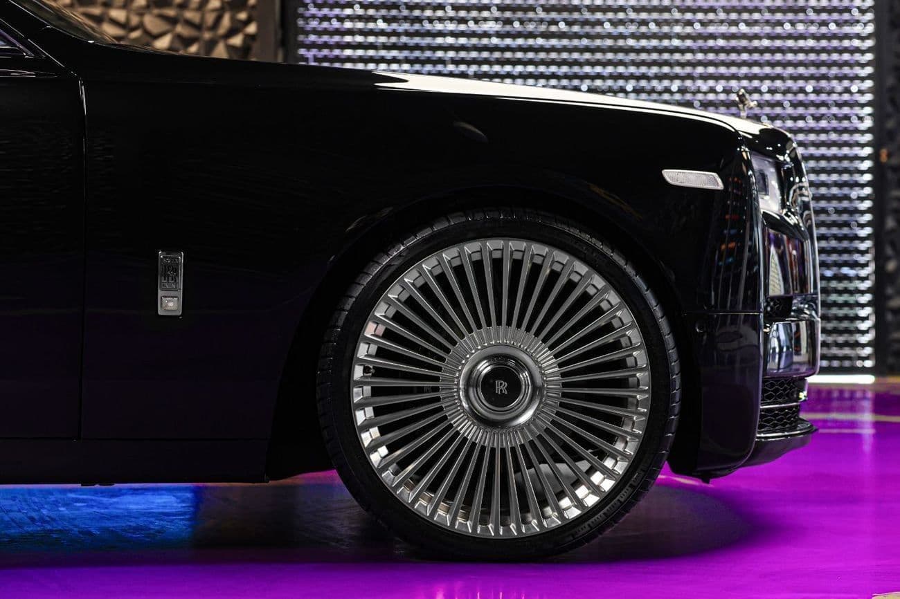 2019 Rolls Royce Phantom STANDARD thumbnail 8