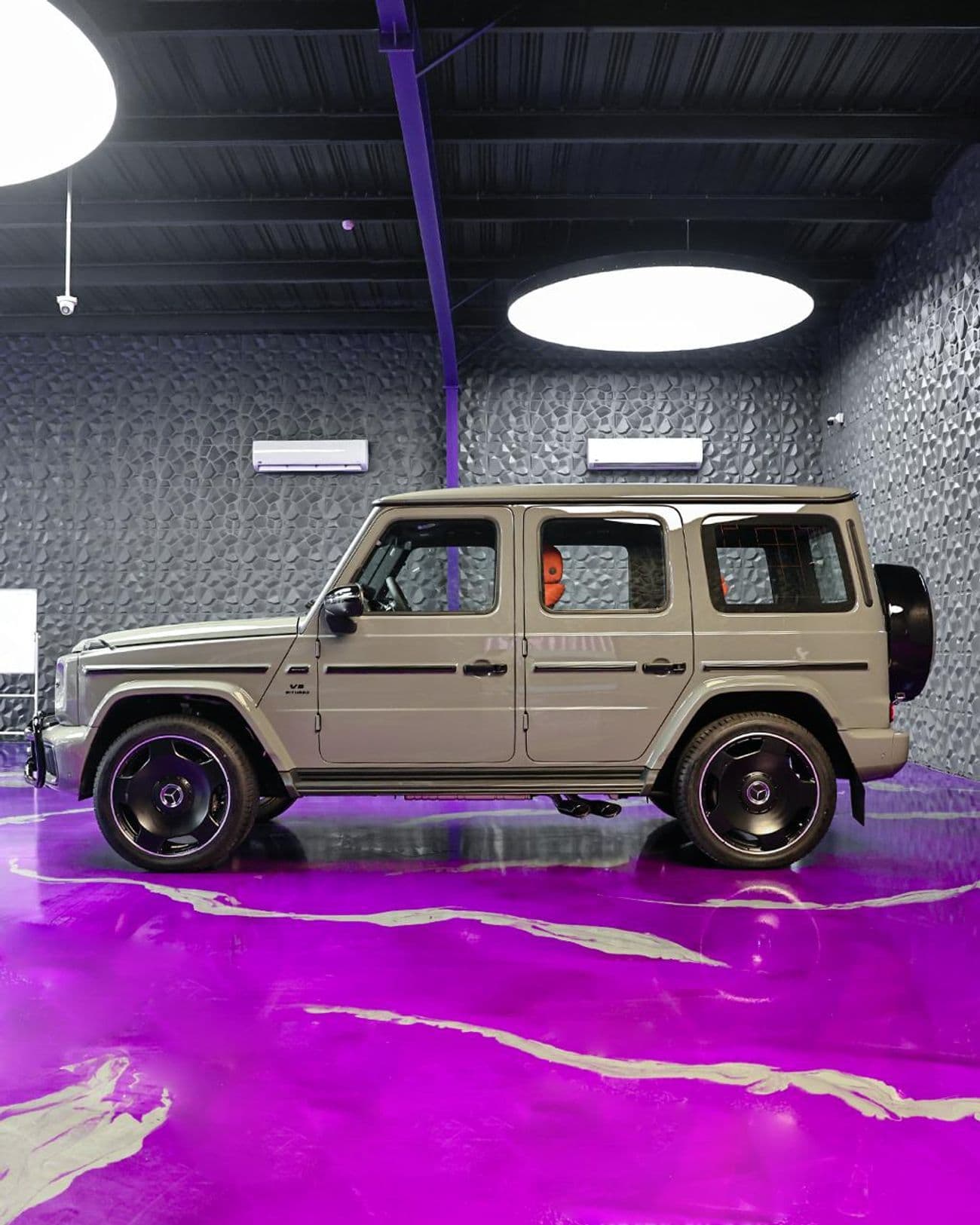 2026 Mercedes Benz G63 AMG STANDARD thumbnail 4