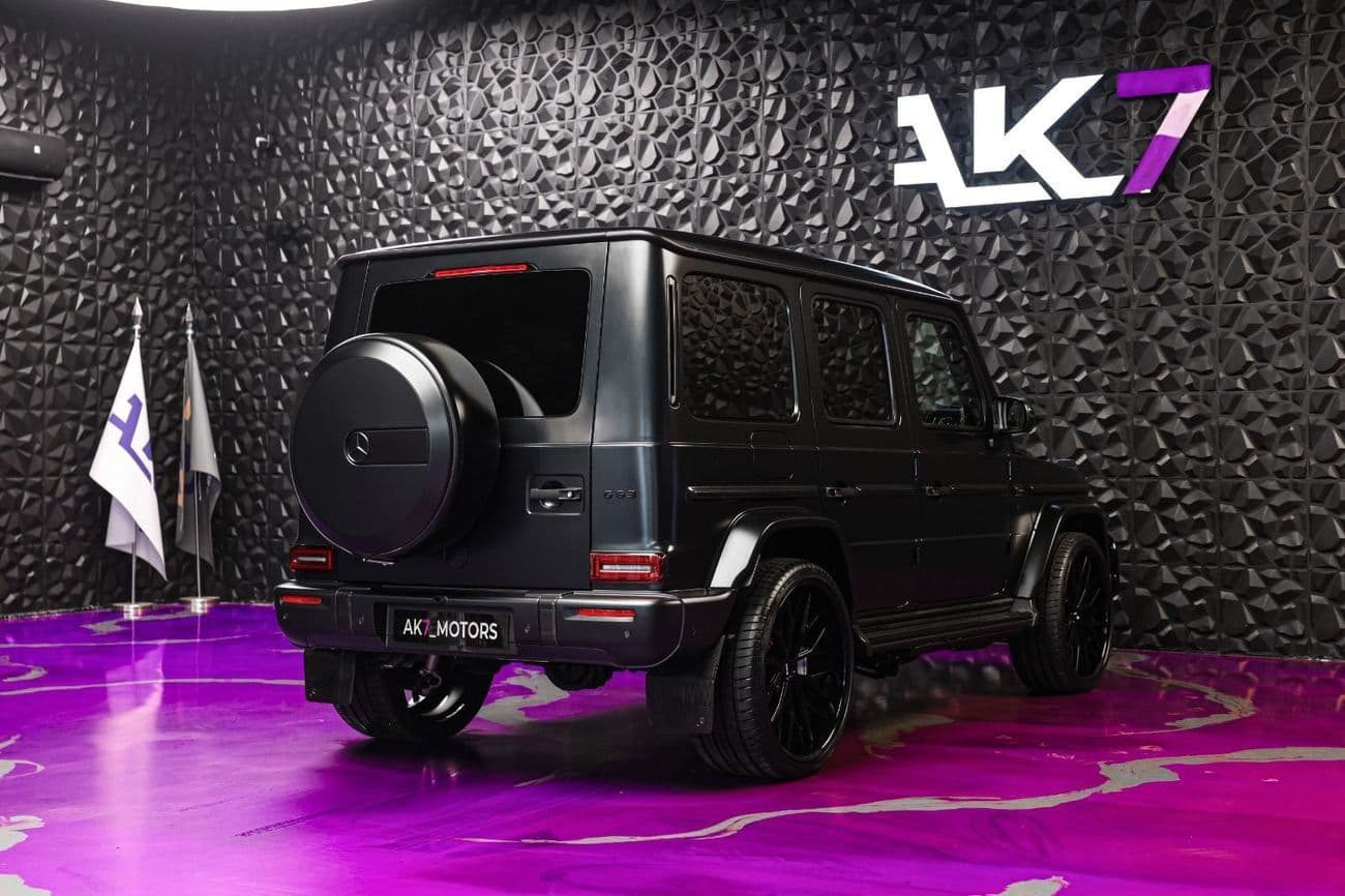 2023 Mercedes Benz G63 AMG STANDARD thumbnail 6