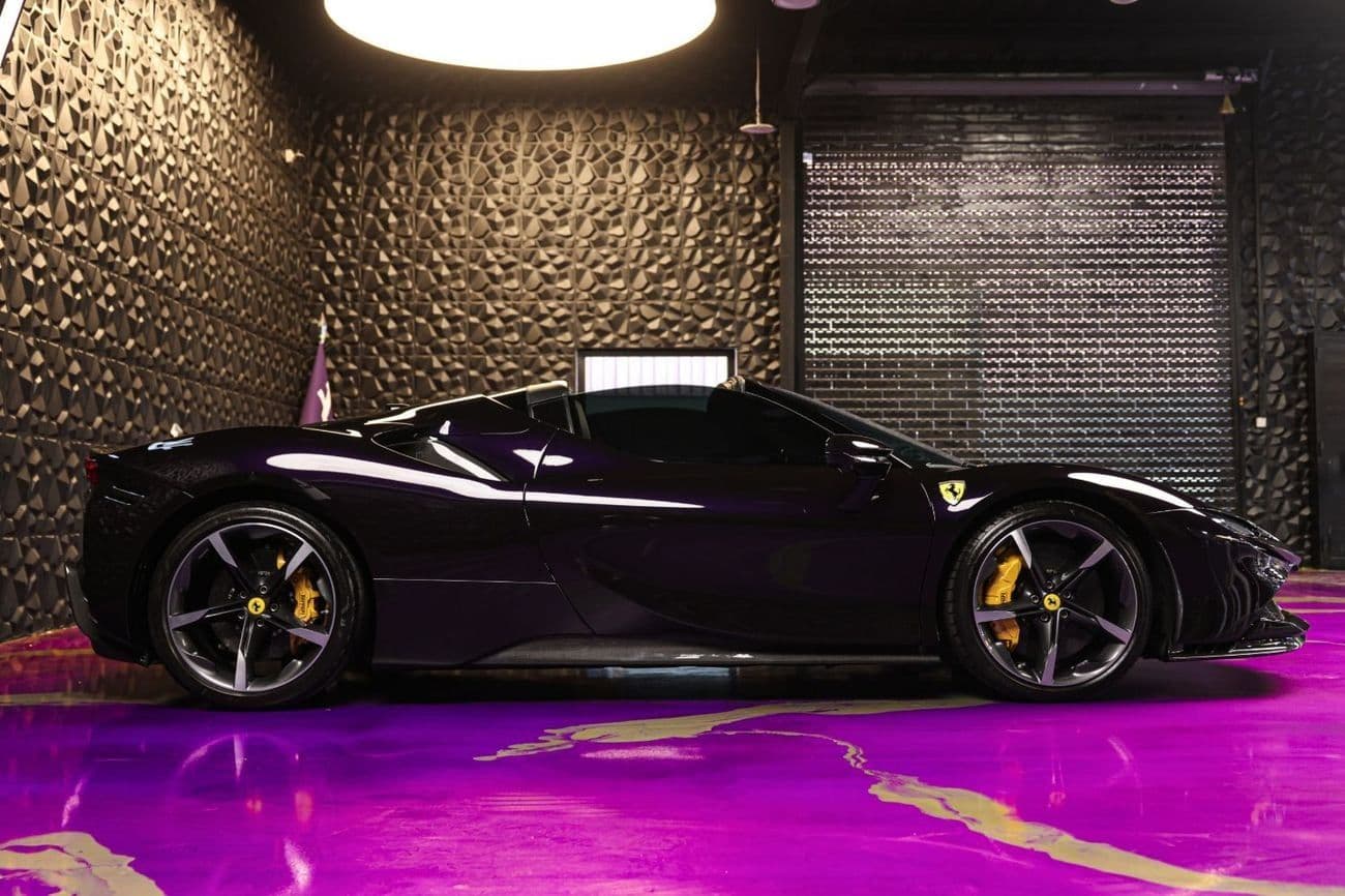 2022 Ferrari SF90 SPIDER thumbnail 4