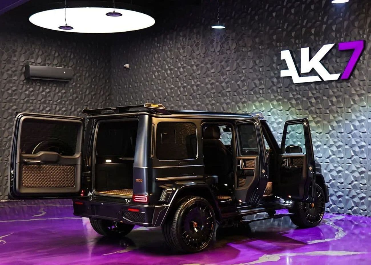 2025 Mercedes Benz Brabus G800 thumbnail 3