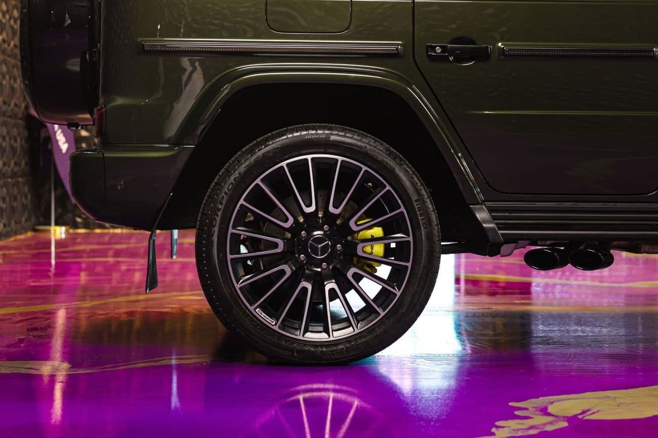2025 Mercedes Benz G63 AMG STANDARD thumbnail 5