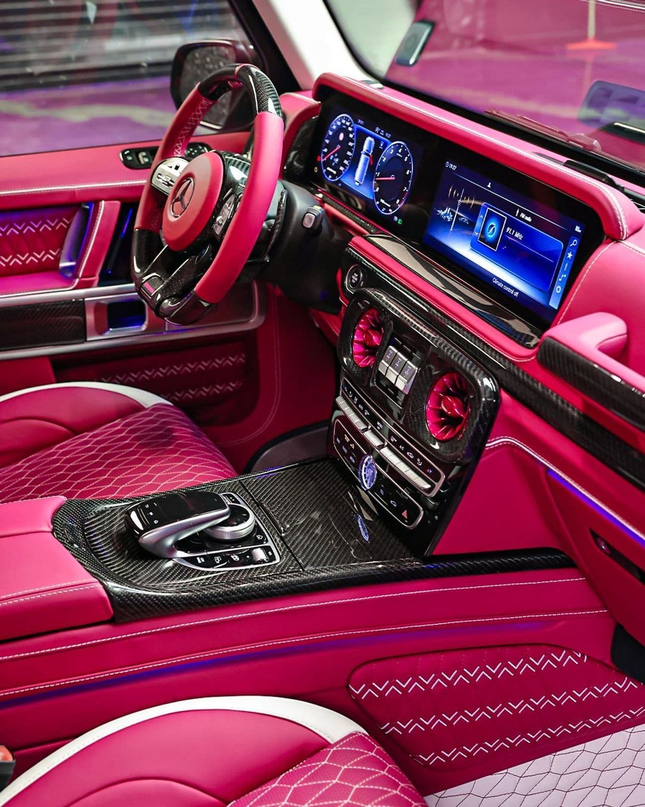 2024 BRABUS 900 Mercedes AMG G 63 G900 thumbnail 4