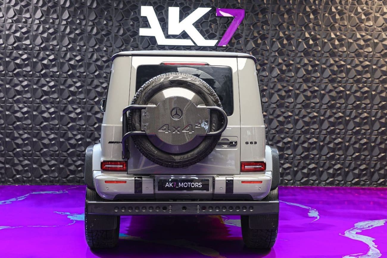 2023 Mercedes Benz G63 AMG thumbnail 3