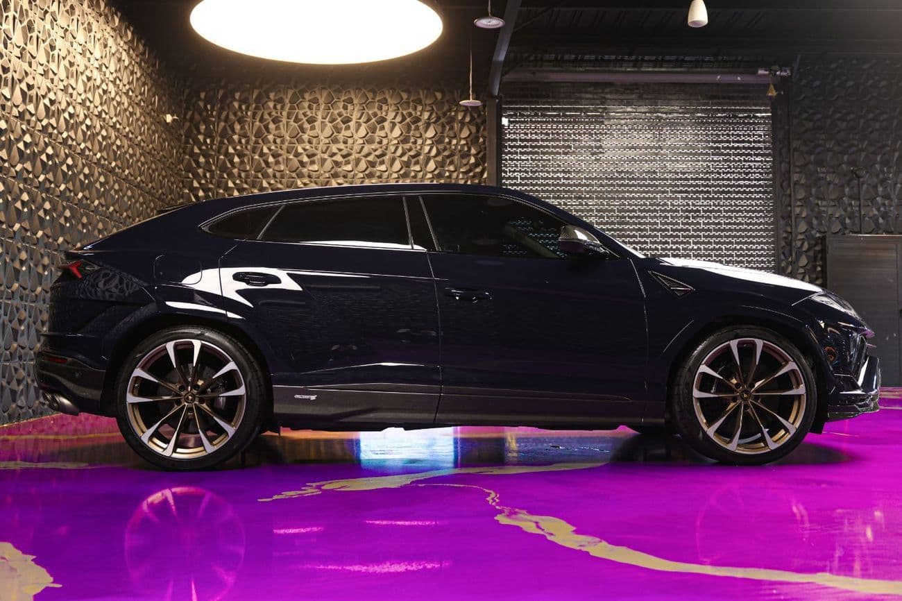 2023 Lamborghini Urus S thumbnail 4