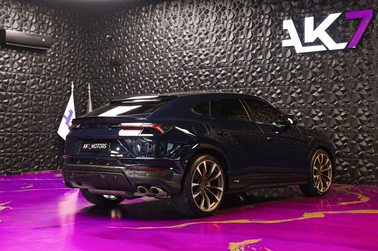2023 Lamborghini Urus S thumbnail 7