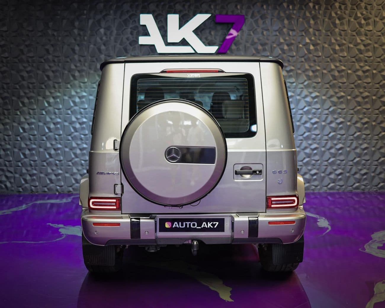 2024 Mercedes Benz G63 AMG STANDARD thumbnail 4