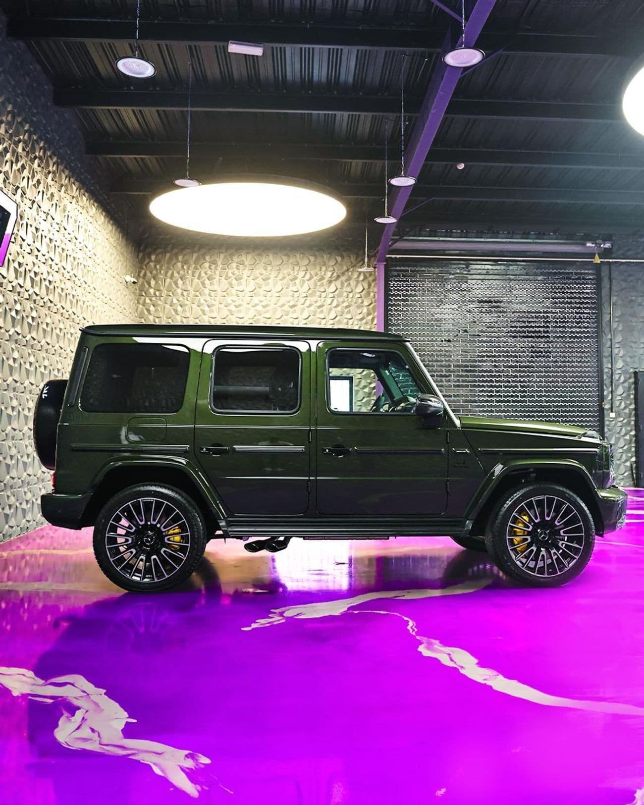 2026 Mercedes Benz G63 AMG STANDARD thumbnail 4