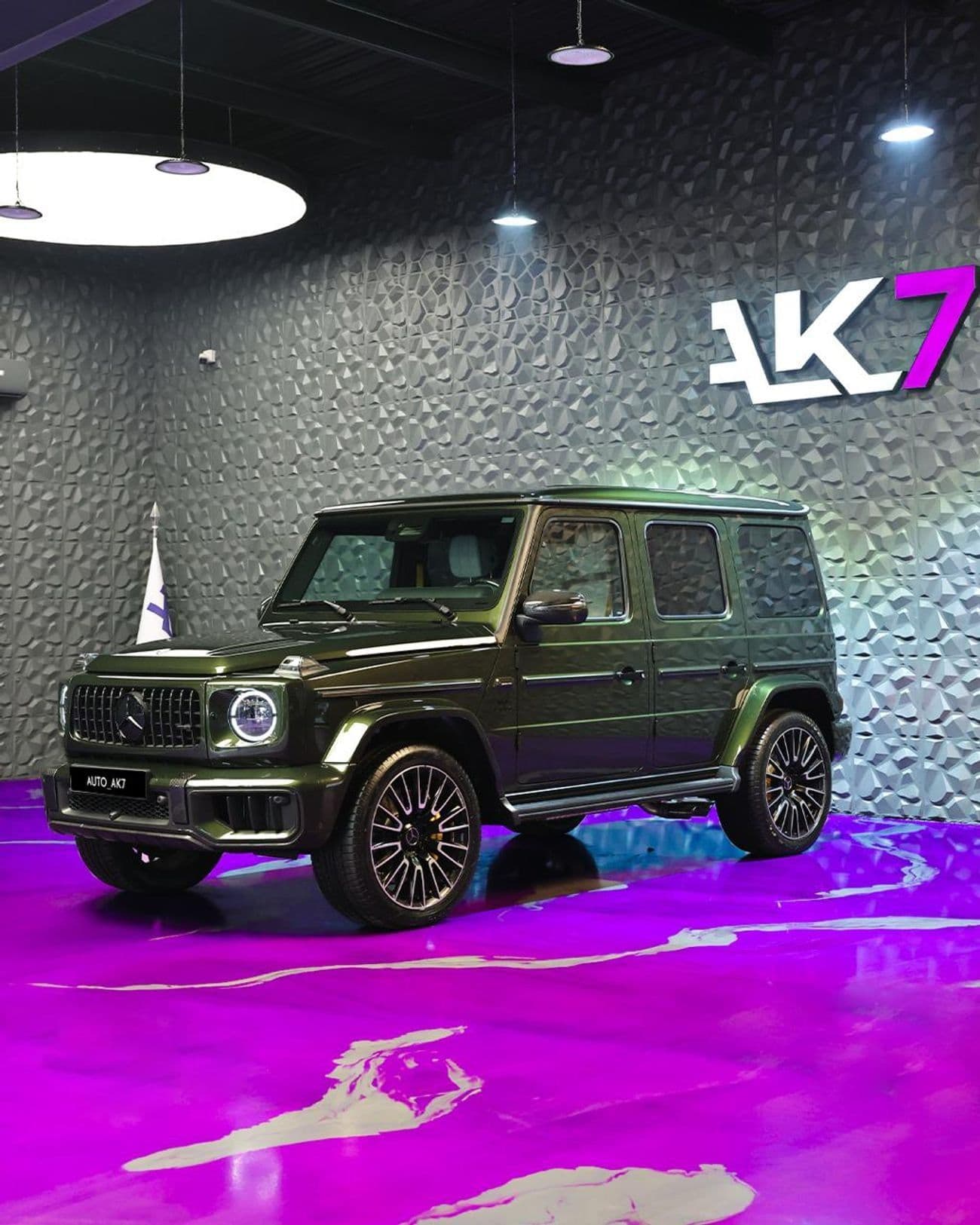 2026 Mercedes Benz G63 AMG STANDARD thumbnail 6
