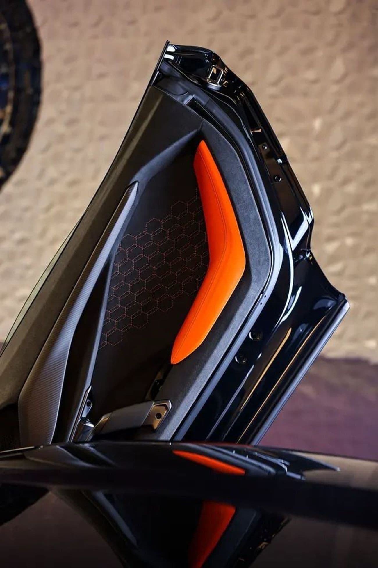 2024 Lamborghini Revuelto SPORTIVA thumbnail 7