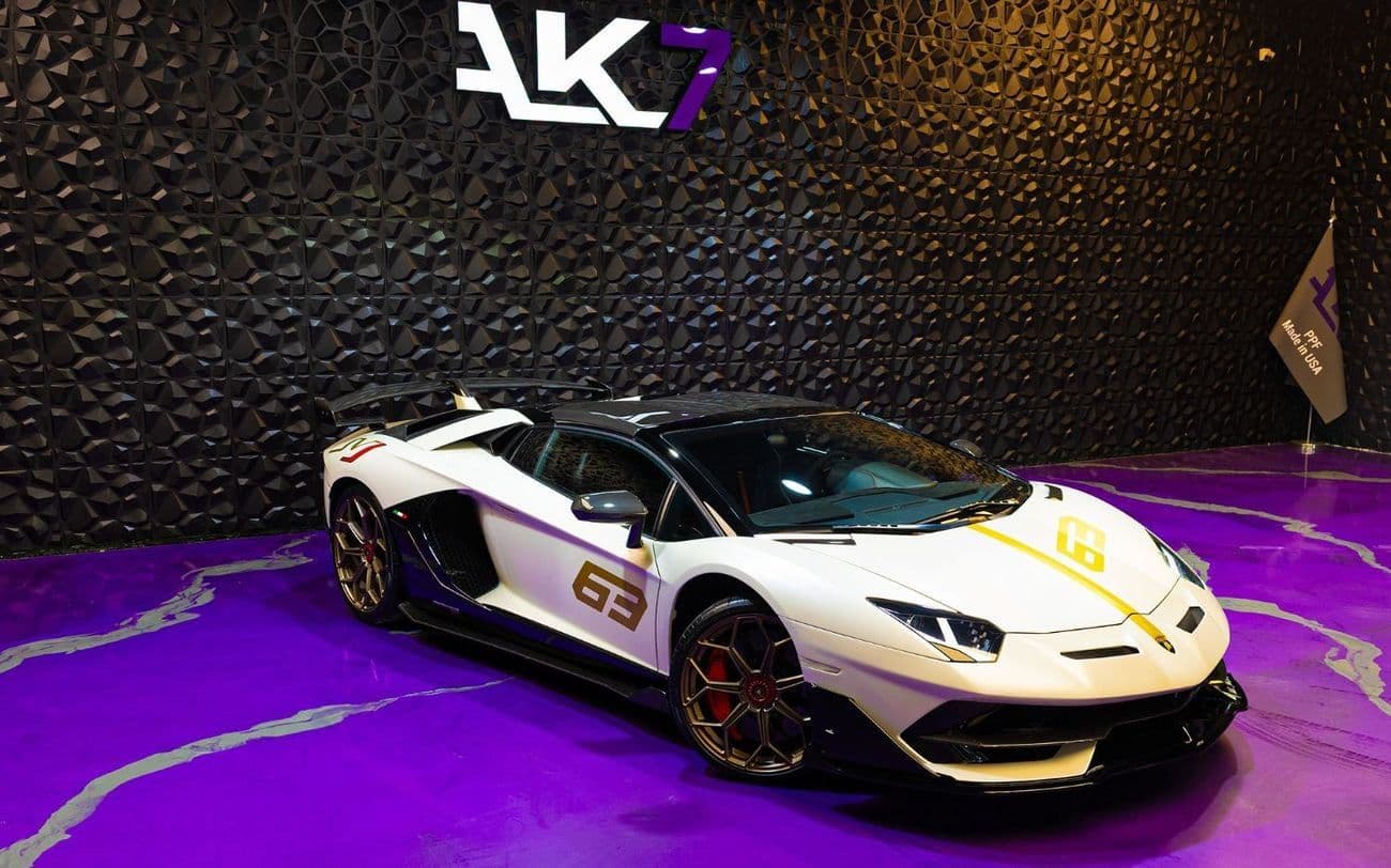 2020 Lamborghini Aventador Roadster