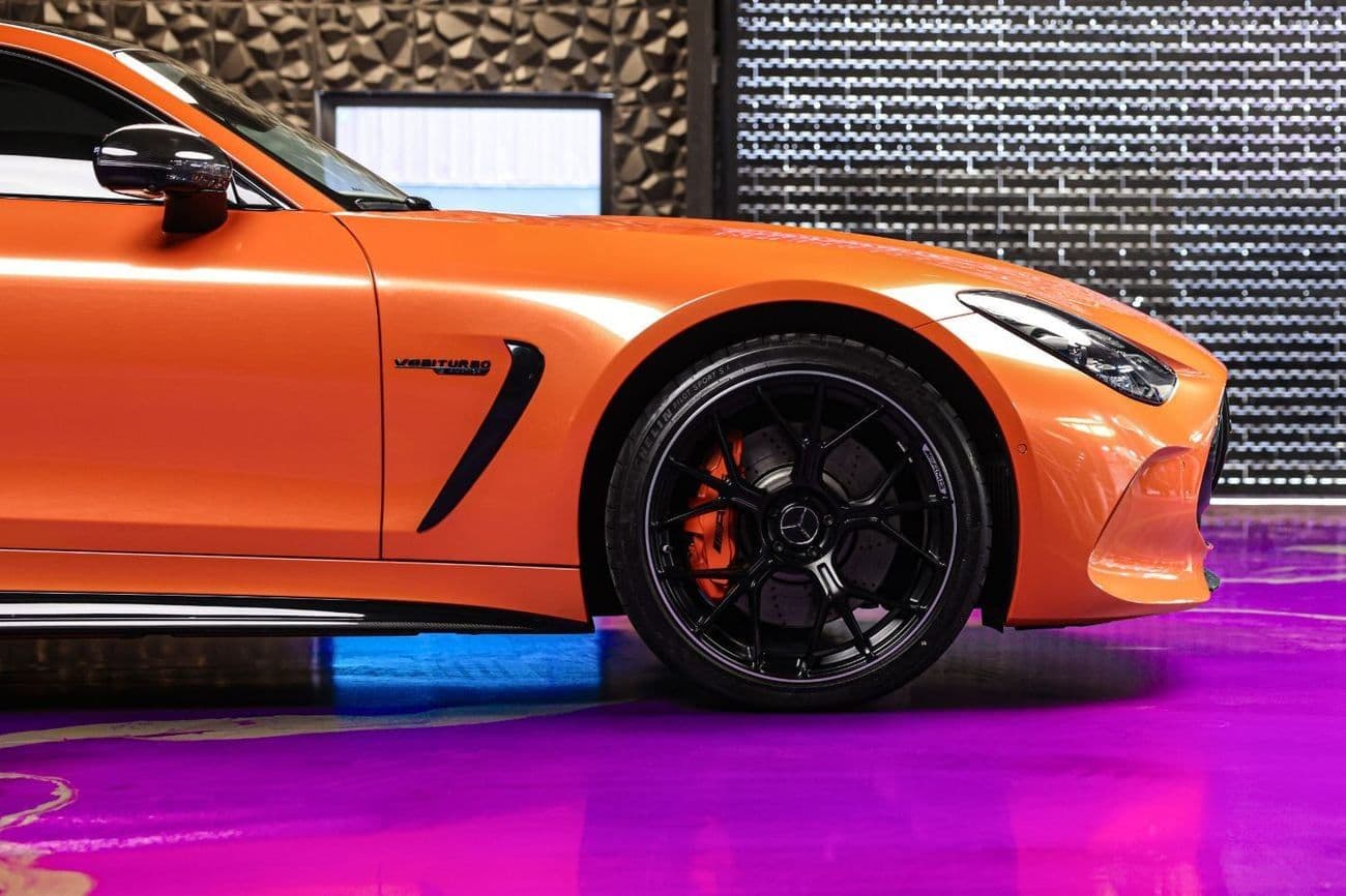 2025 Mercedes Benz AMG GT 63 thumbnail 8