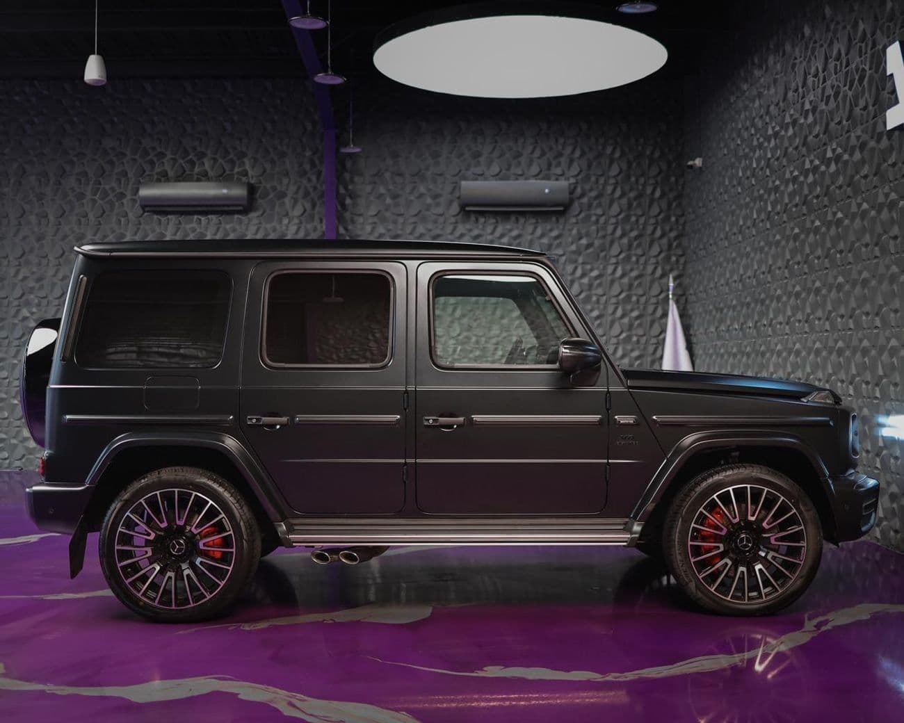 2024 Mercedes Benz G63 AMG STANDARD thumbnail 5