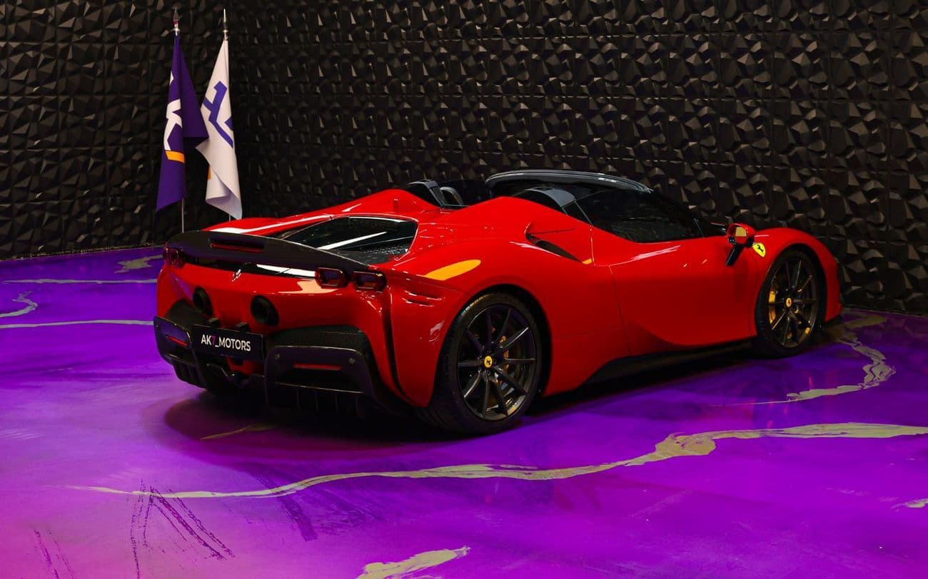2024 Ferrari SF90 SPIDER thumbnail 8