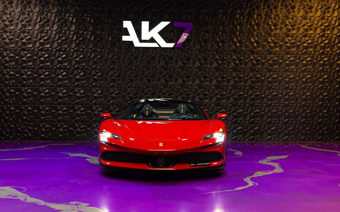 2024 Ferrari SF90 SPIDER thumbnail 2