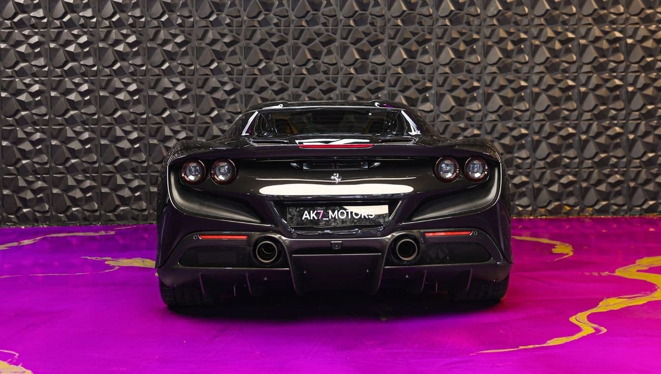 2021 Ferrari F8 Spider STANDARD thumbnail 6