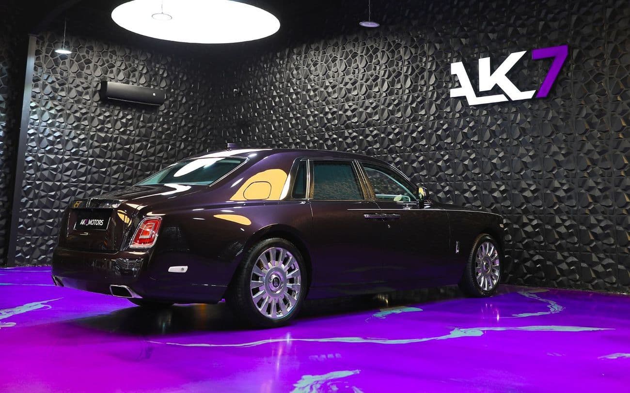 2019 Rolls Royce Phantom STANDARD thumbnail 7