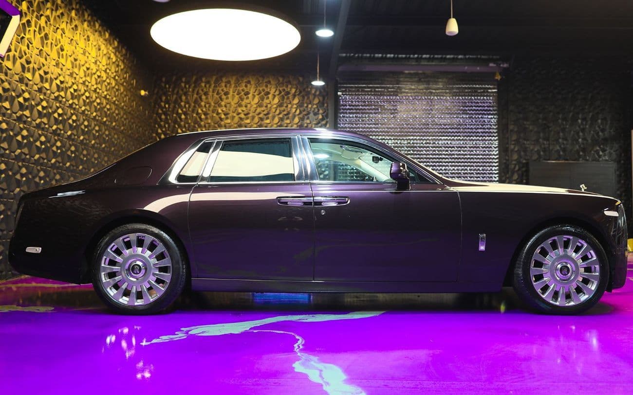 2019 Rolls Royce Phantom STANDARD thumbnail 8