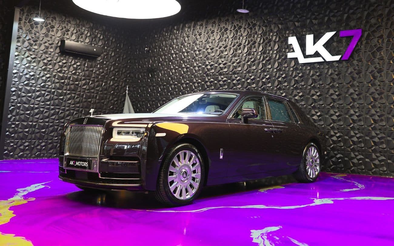 2019 Rolls Royce Phantom STANDARD thumbnail 4