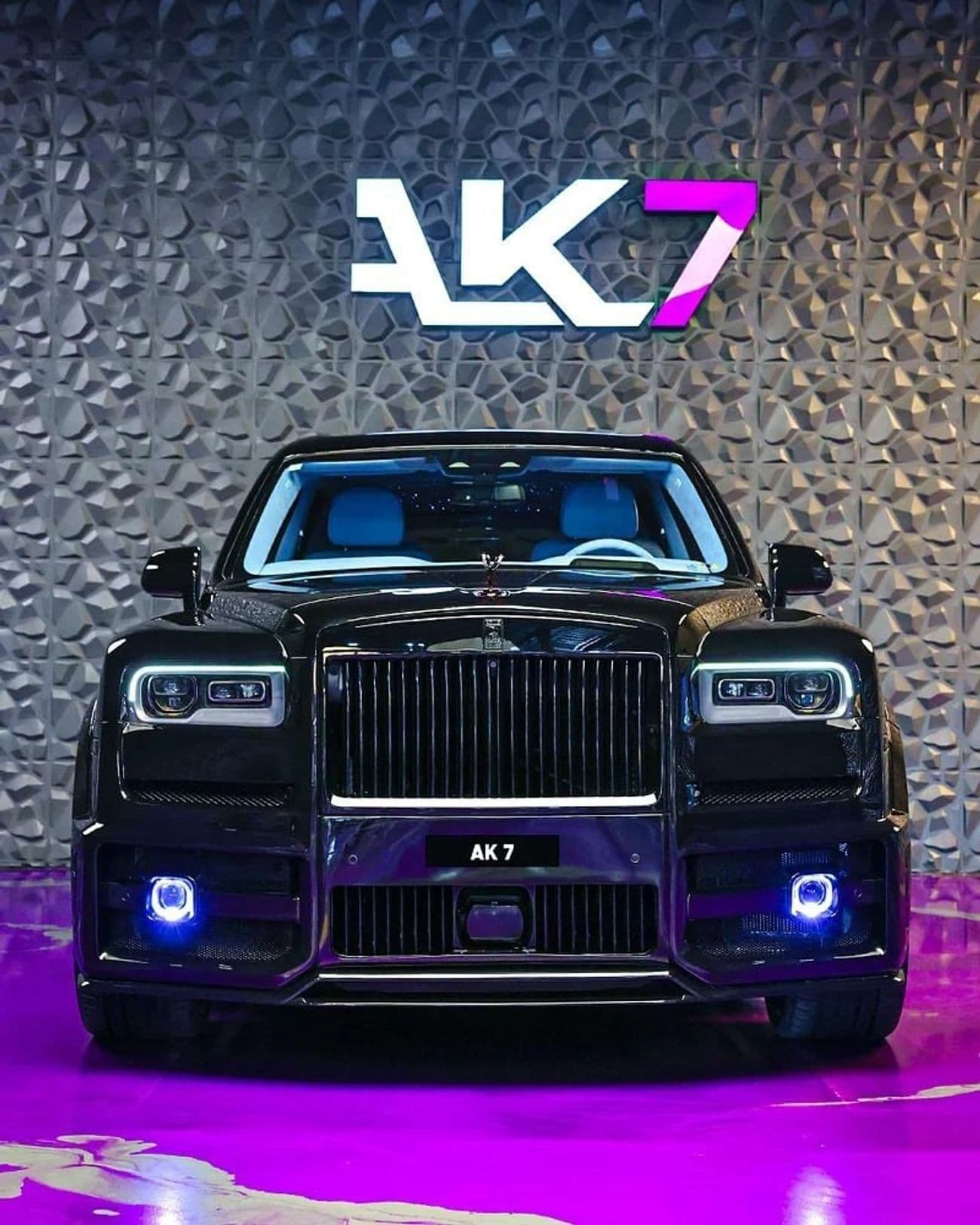 2020 Rolls Royce Cullinan BLACK BADGE