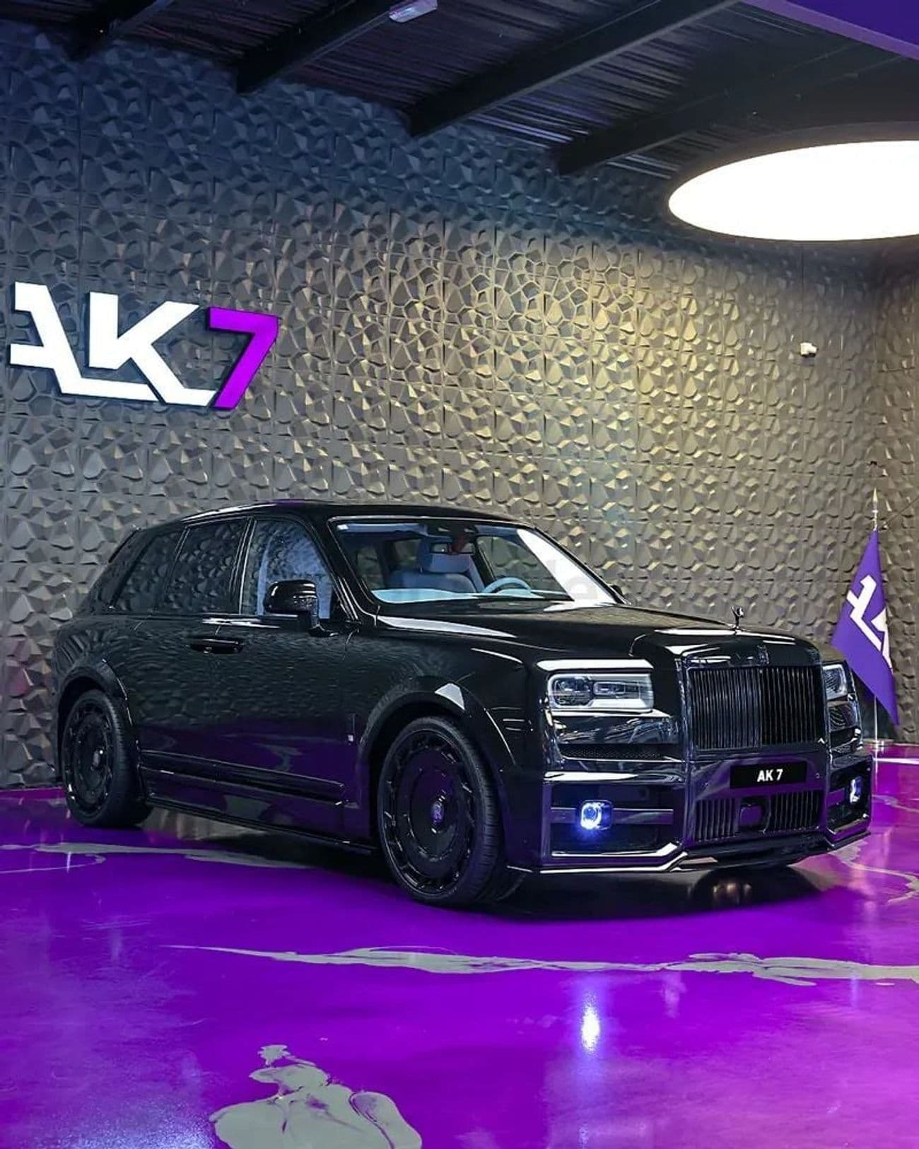 2020 Rolls Royce Cullinan BLACK BADGE thumbnail 2