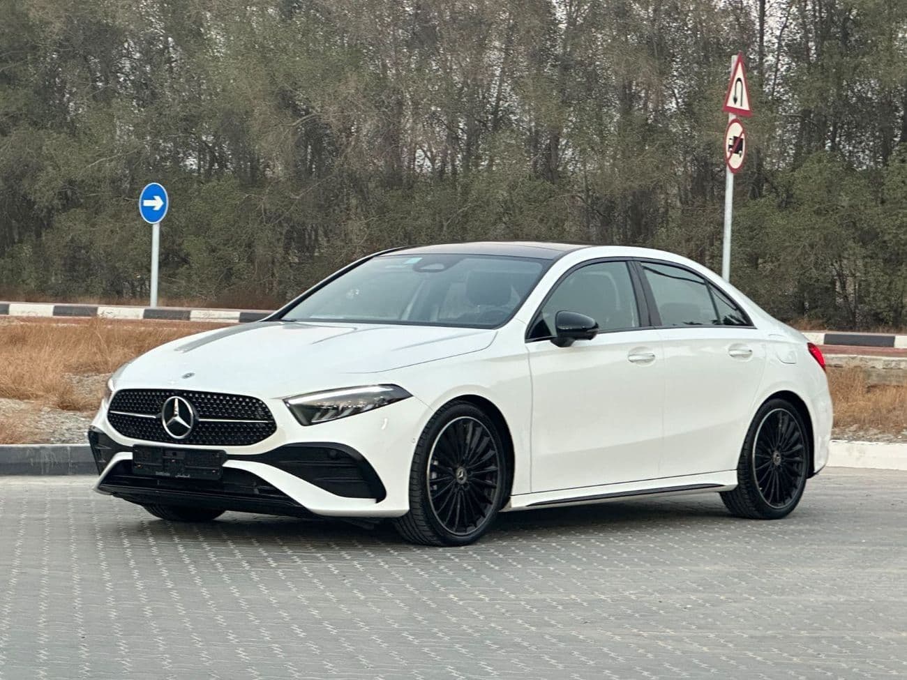 2026 Mercedes Benz A200 PREMIUM PLUS thumbnail 5