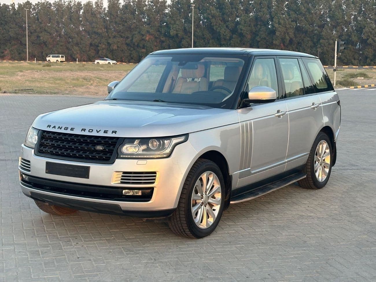 2014 Land Rover Range Rover VOGUE SE thumbnail 7