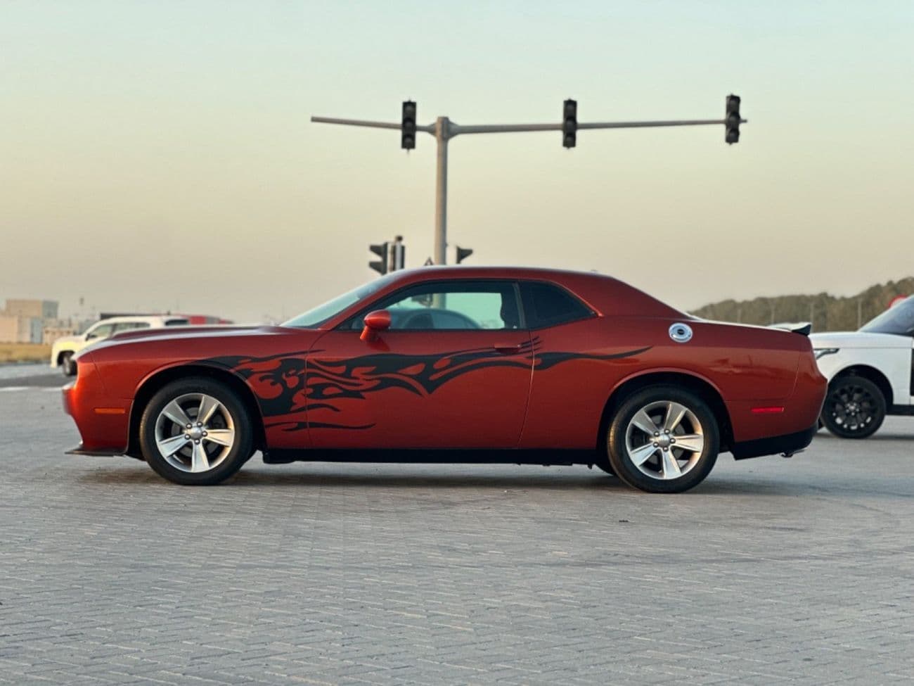 2020 Dodge Challenger SXT thumbnail 3