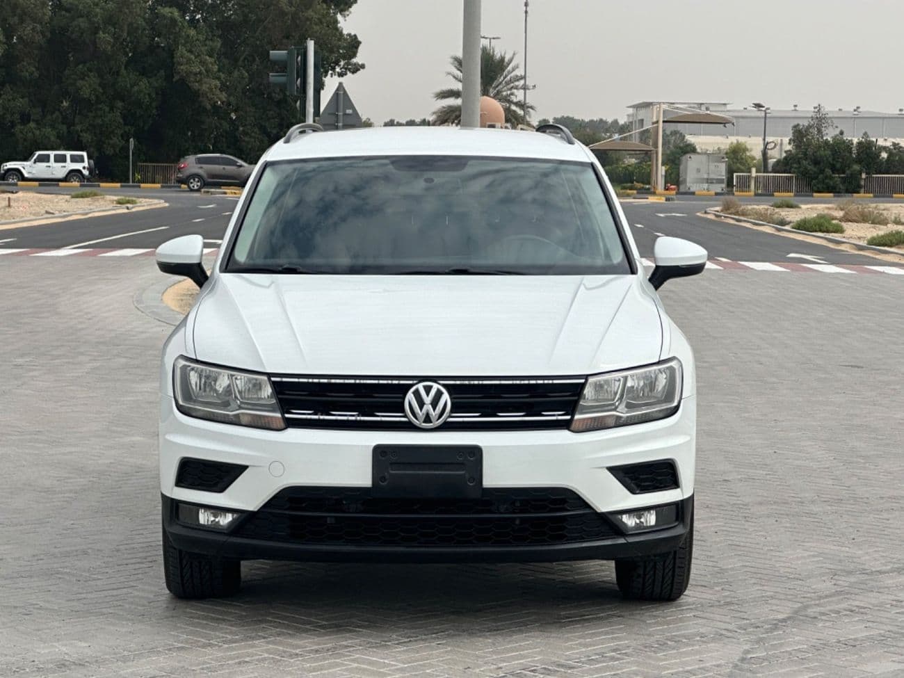 2018 Volkswagen Tiguan SPORT thumbnail 7