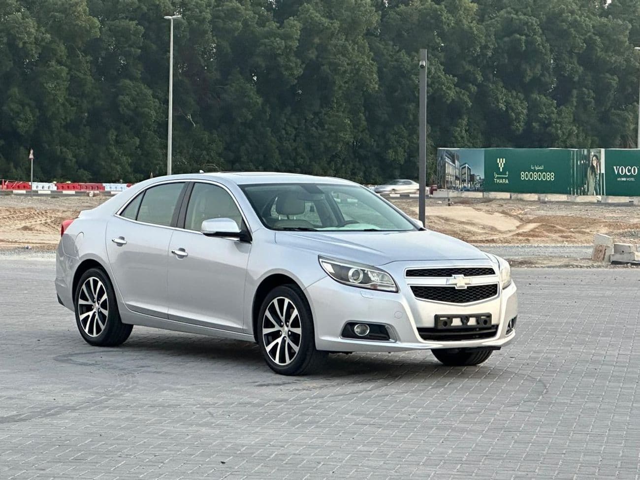 2016 Chevrolet Malibu LTZ thumbnail 4