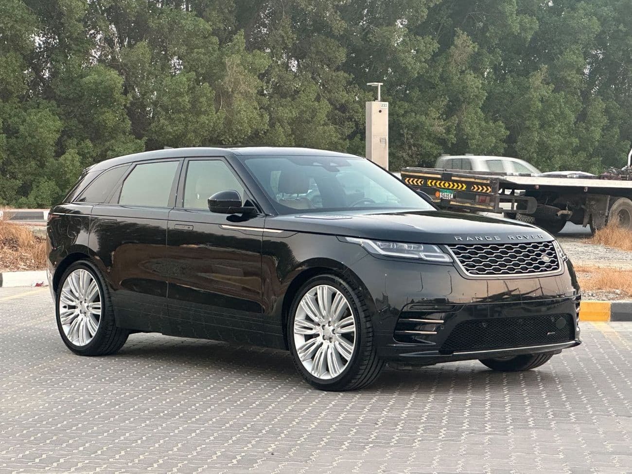 2022 Land Rover Range Rover Velar R DYNAMIC HSE thumbnail 5