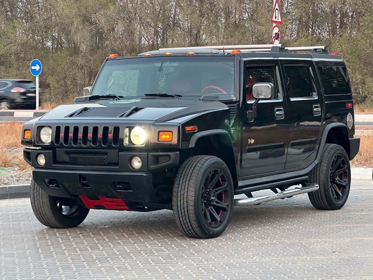 2005 Hummer H2 STANDARD thumbnail 4
