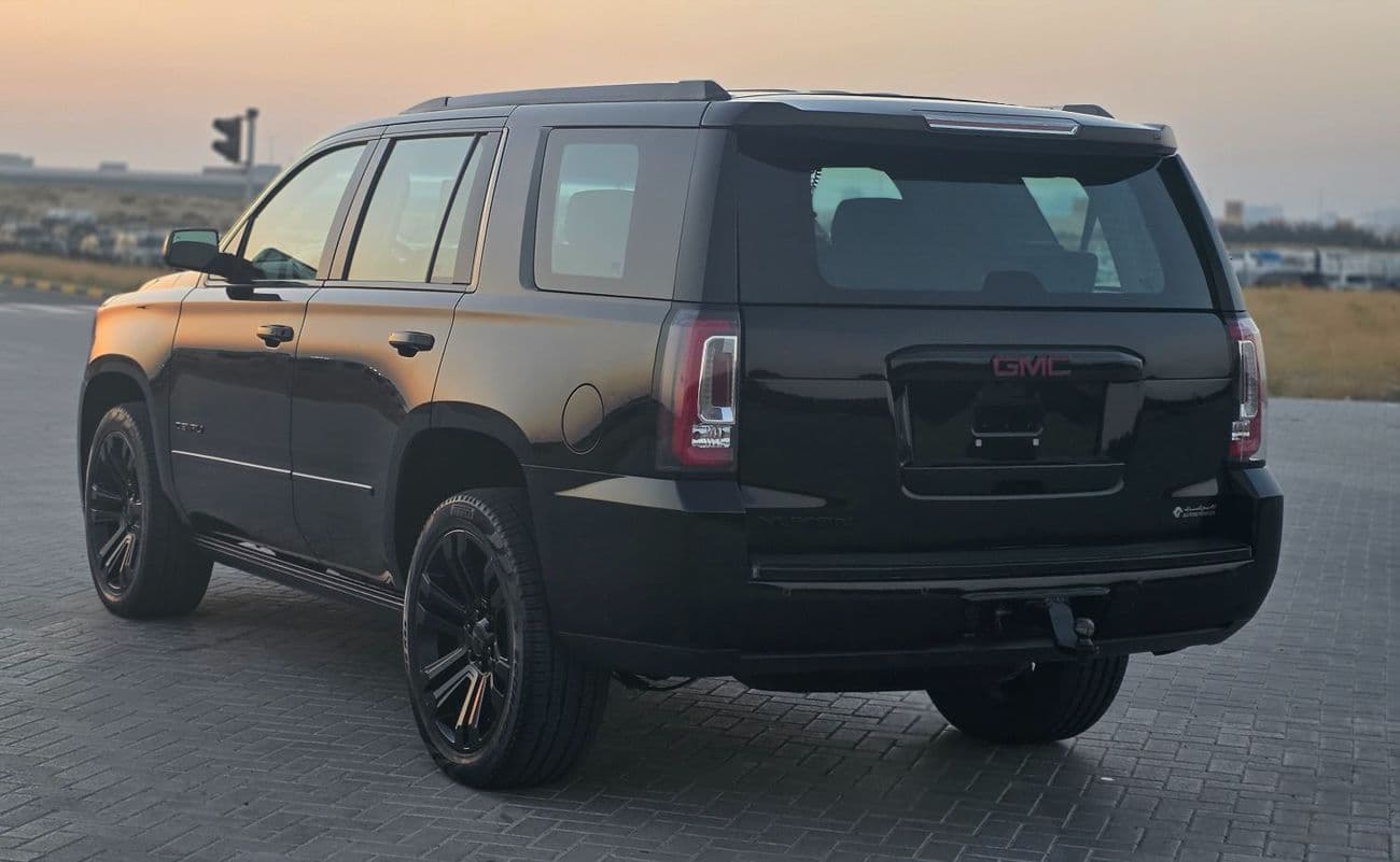 2018 GMC Yukon DENALI PWR STEPS thumbnail 8