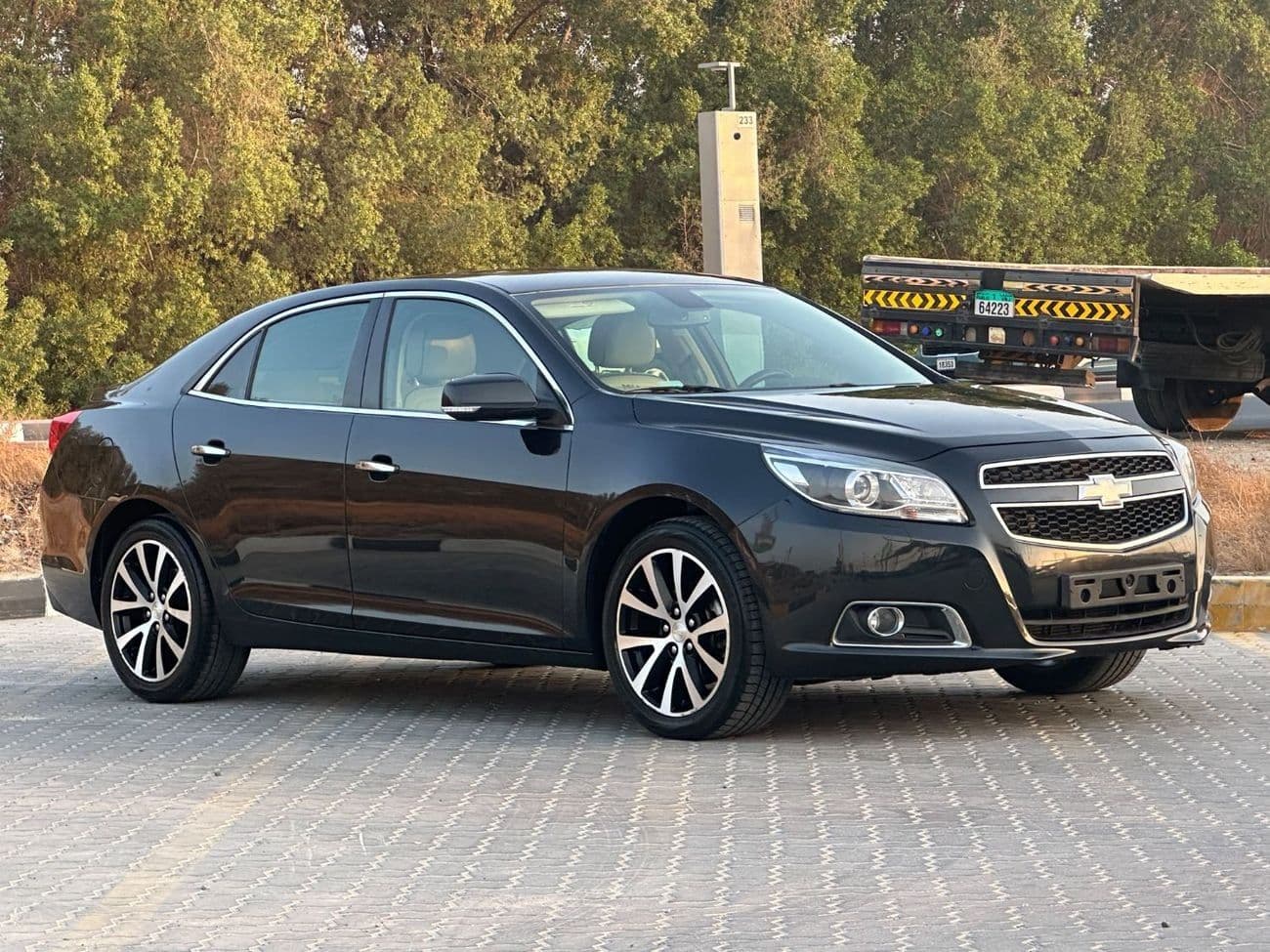 2016 Chevrolet Malibu LTZ thumbnail 6