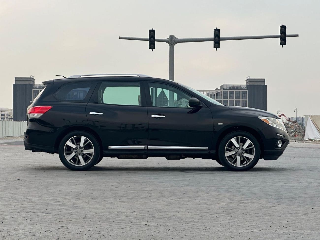 2013 Nissan Pathfinder CLASSIC XE thumbnail 7