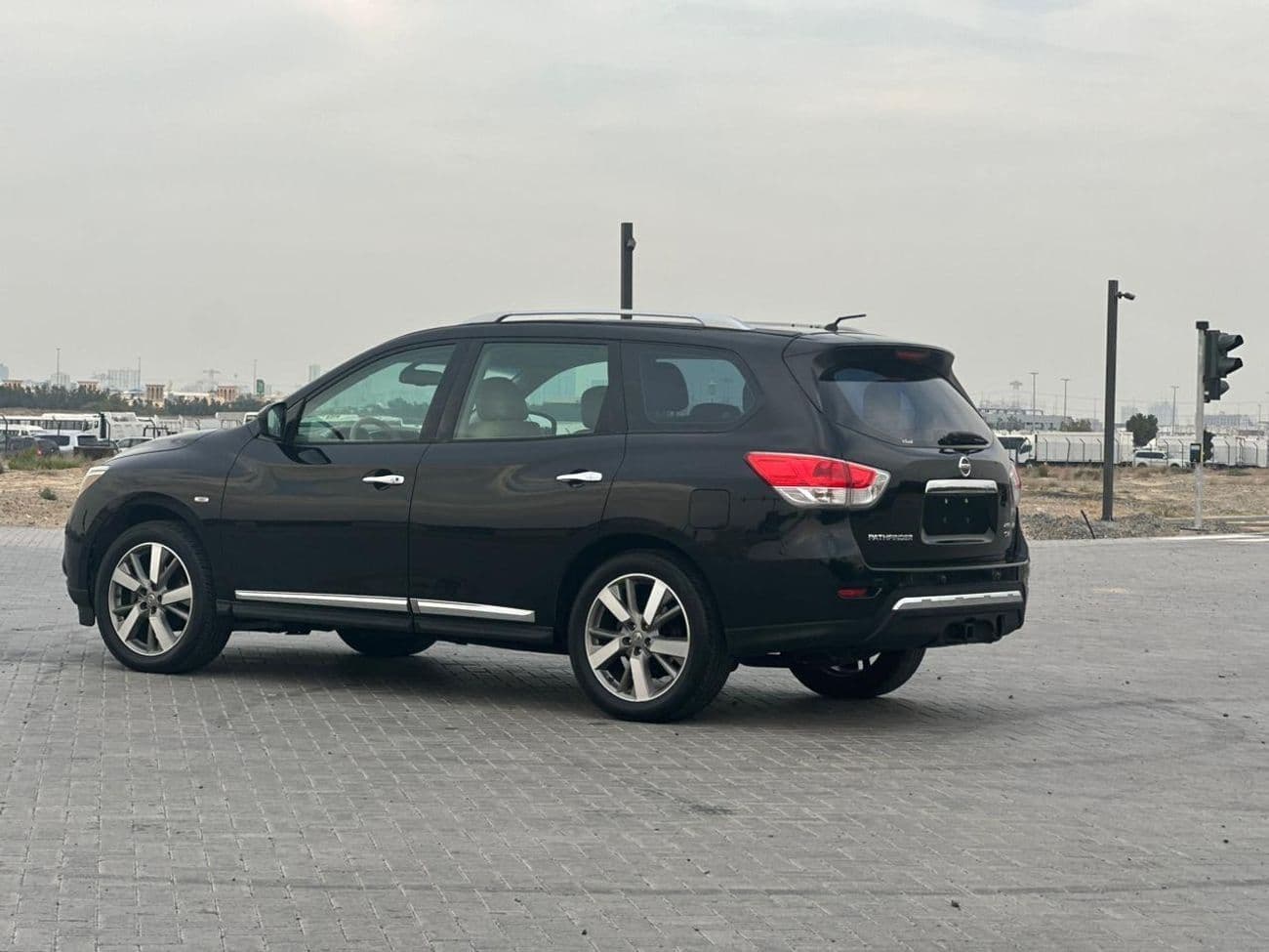 2013 Nissan Pathfinder CLASSIC XE thumbnail 8