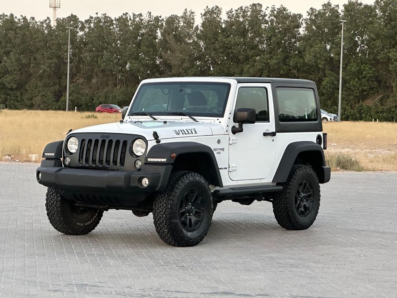 2017 Jeep Wrangler WILLYS WHEELER thumbnail 2