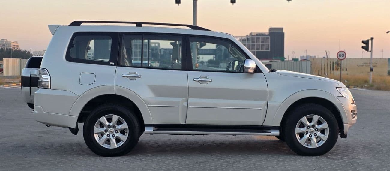 2019 Mitsubishi Pajero GLS H/L GOLD PLATINUM thumbnail 5