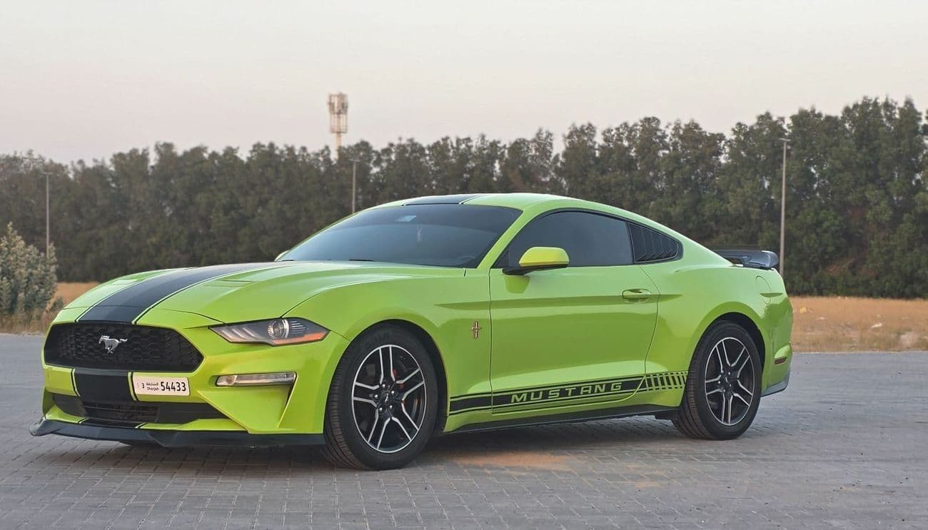 2020 Ford Mustang STANDARD thumbnail 3