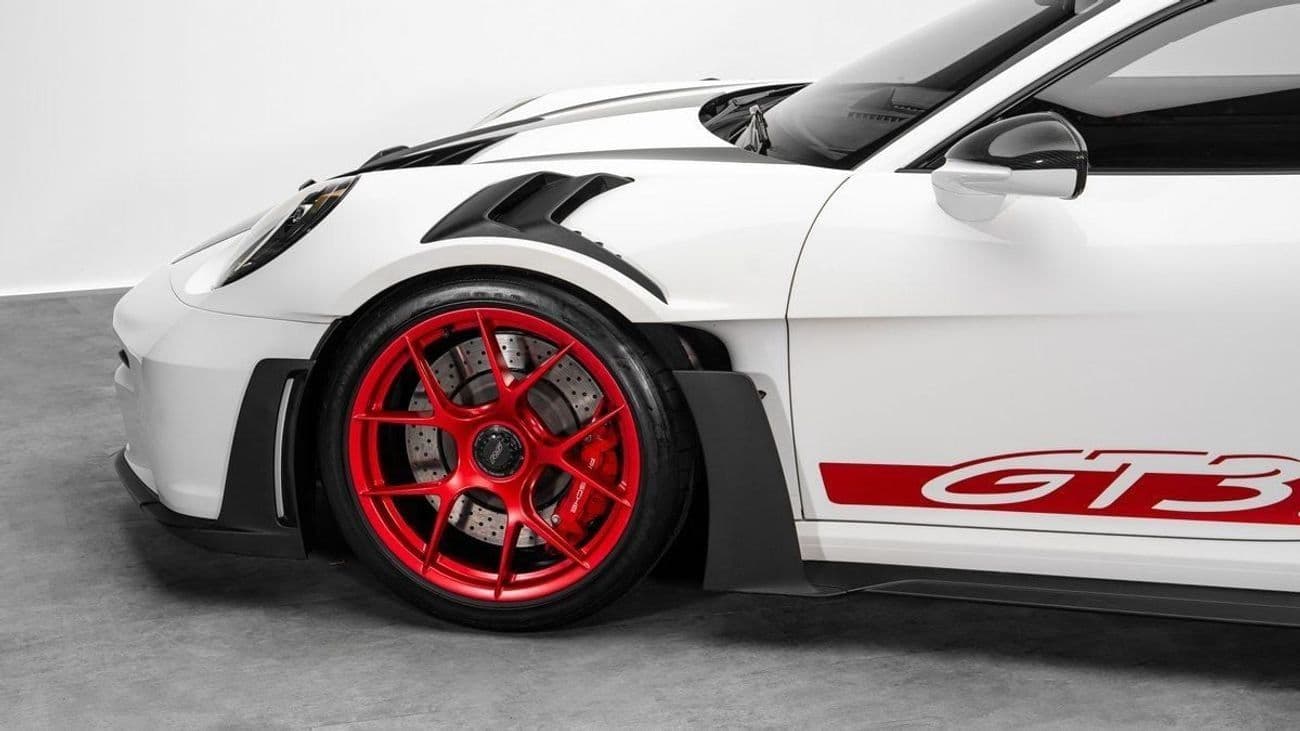 2025 Porsche 911 GT3RS thumbnail 4