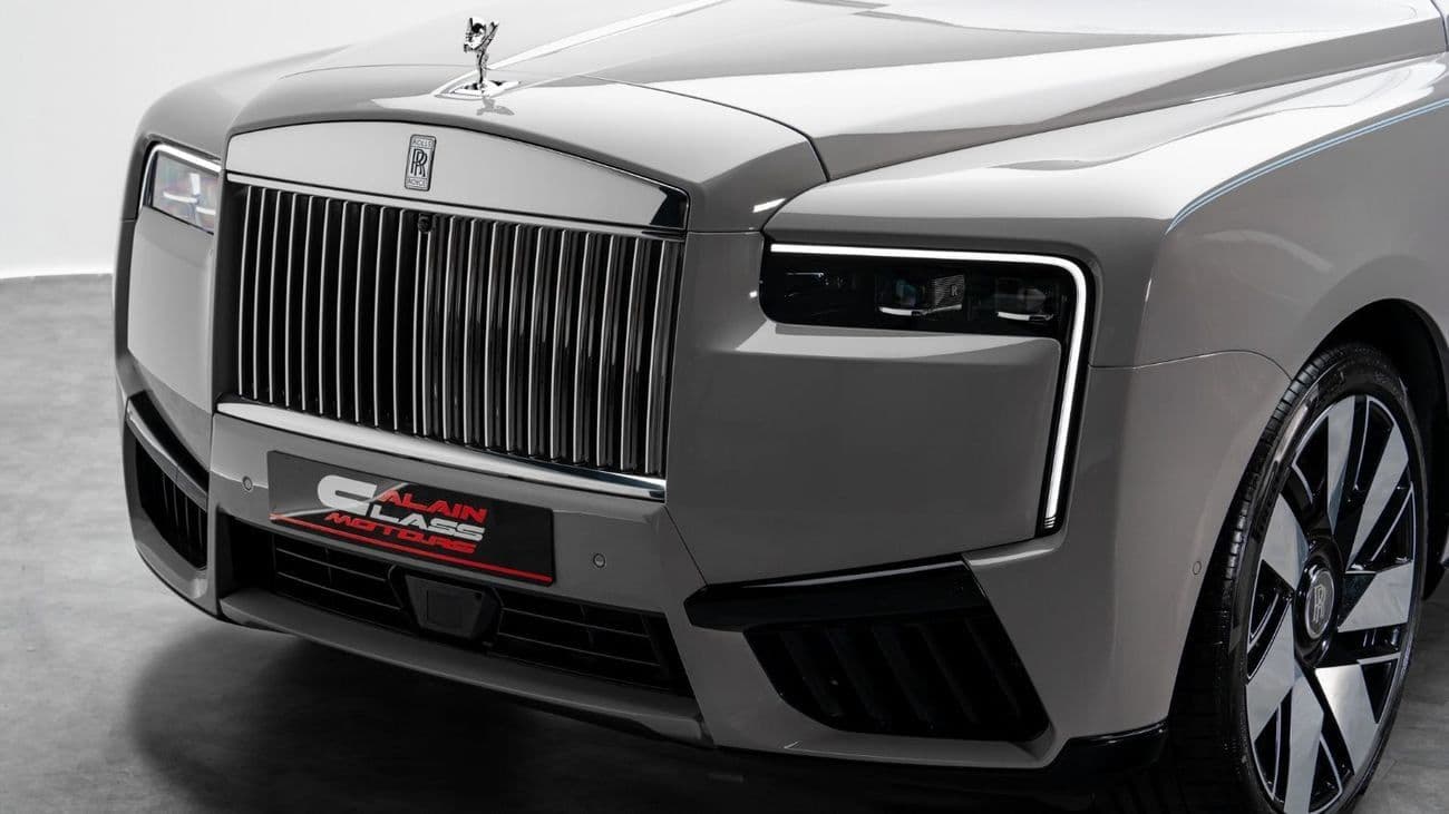 2027 Rolls Royce Cullinan Standard thumbnail 5